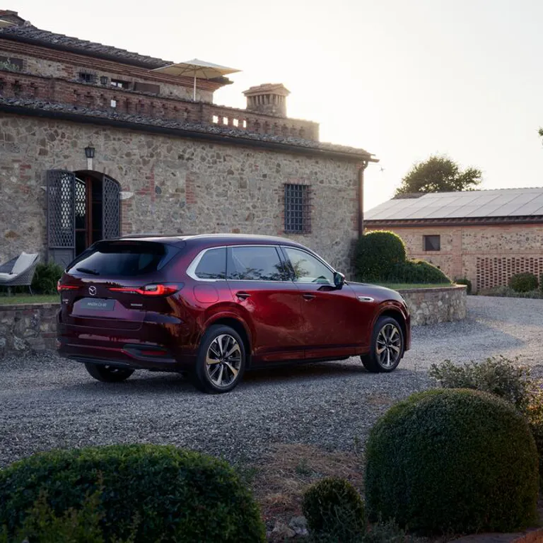 Medium 2023 Cx 80 Ger Lhd C012 Ext Rq Artisanred Int Premiummodern Whitenappaleather High Phev