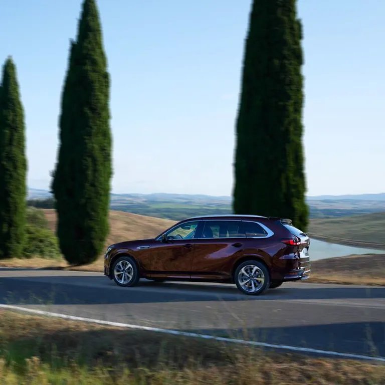 Medium 2023 Cx 80 Ger Lhd C020 Ext Rq Running Artisanred Int Premiummodern Whitenappaleather High Phev